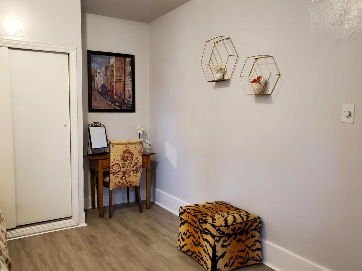 Claras Residences Юба Сити Екстериор снимка