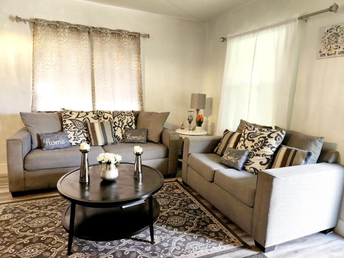 Claras Residences Юба Сити Екстериор снимка